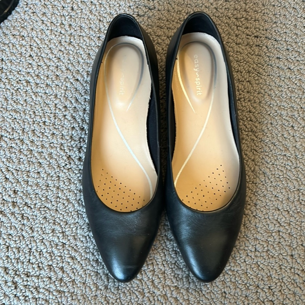 Easy Spirit Caldise pumps